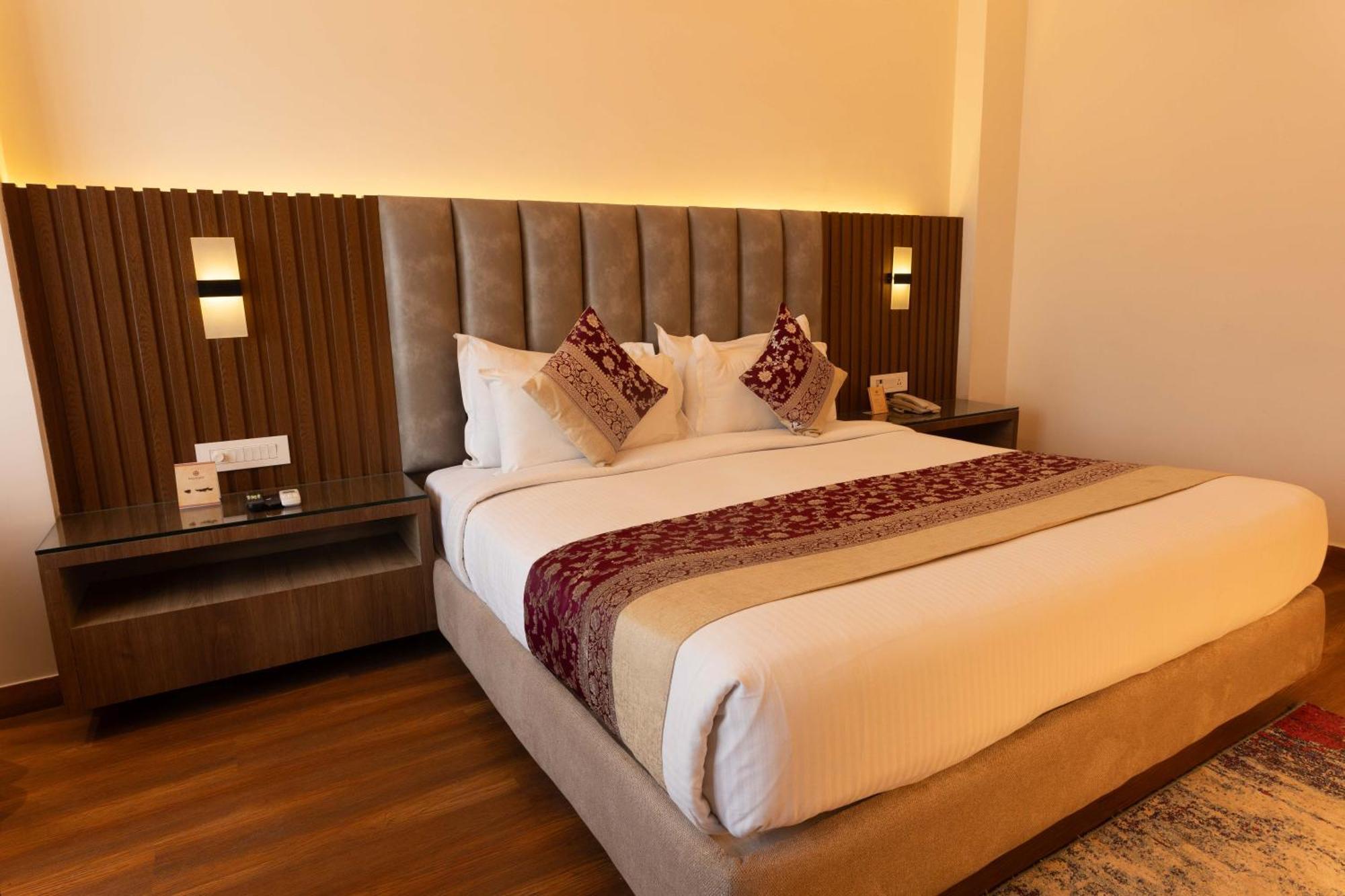 Hotel New Broadway Varanasi